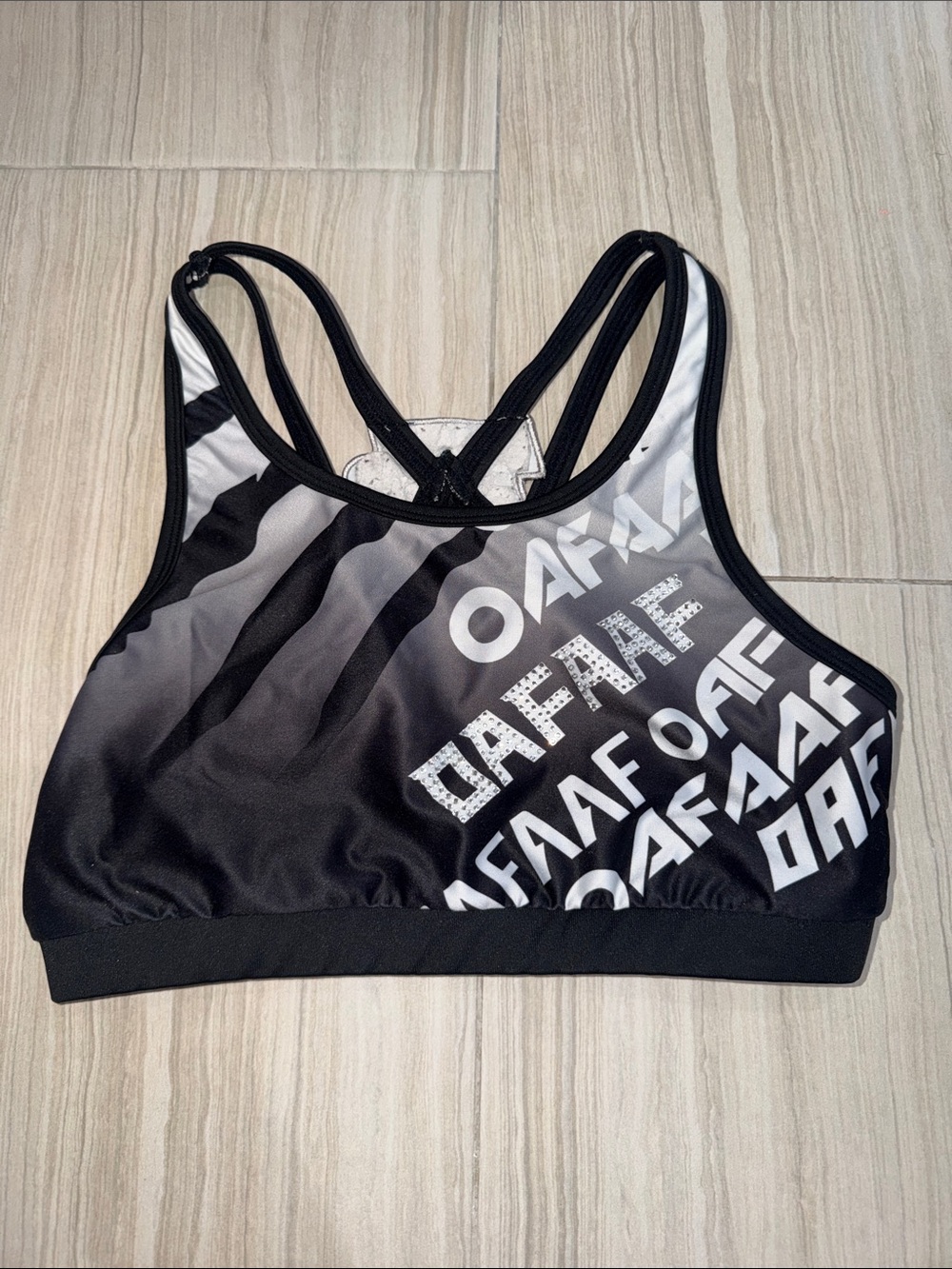 TOPGUN Girls' Black Graphic Sports Bra